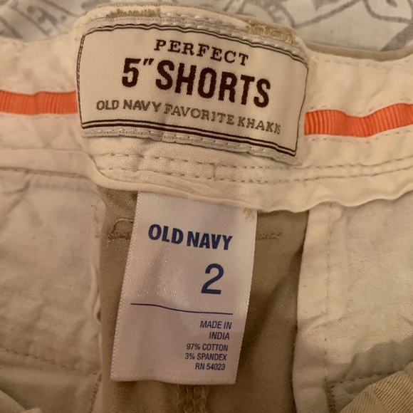 Pre-owned Early 2000s Mixed Lot - Old Navy Jeans,  Shorts, Capris - Size 2 - Picture 10 of 17